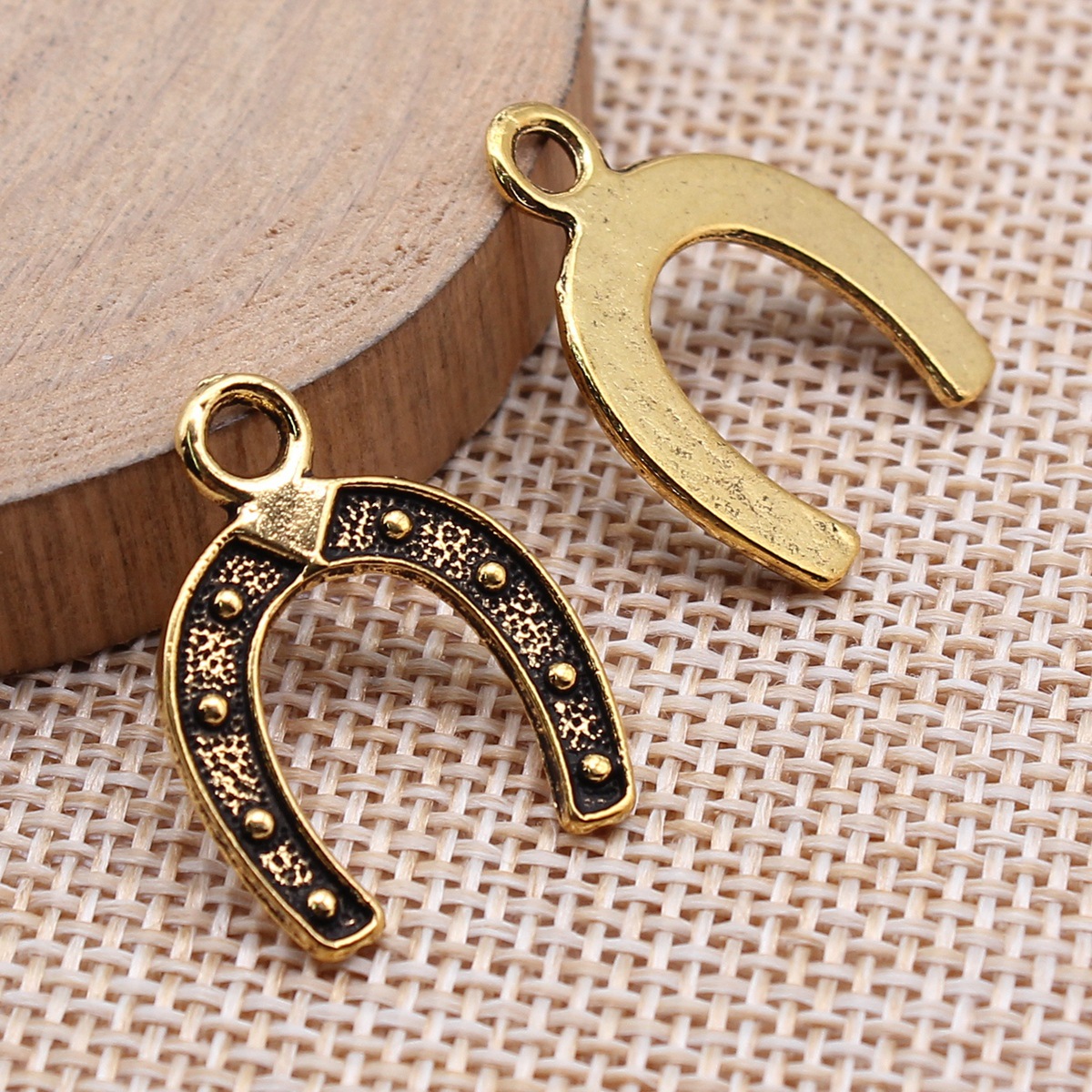40pcs 23x18mm(0.91x0.71inch) 4 - Vintage Fashion Wholesale ulasan dan harga