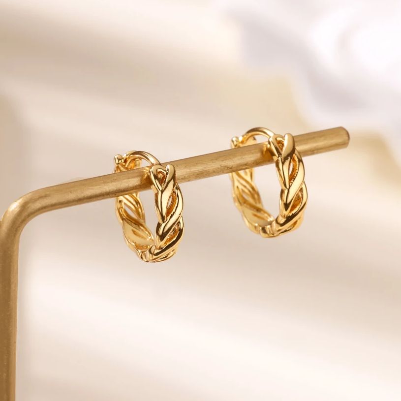 Vintage Hollow Twist Chain Hoo - Vintage Fashion Trends 2025 ulasan dan harga